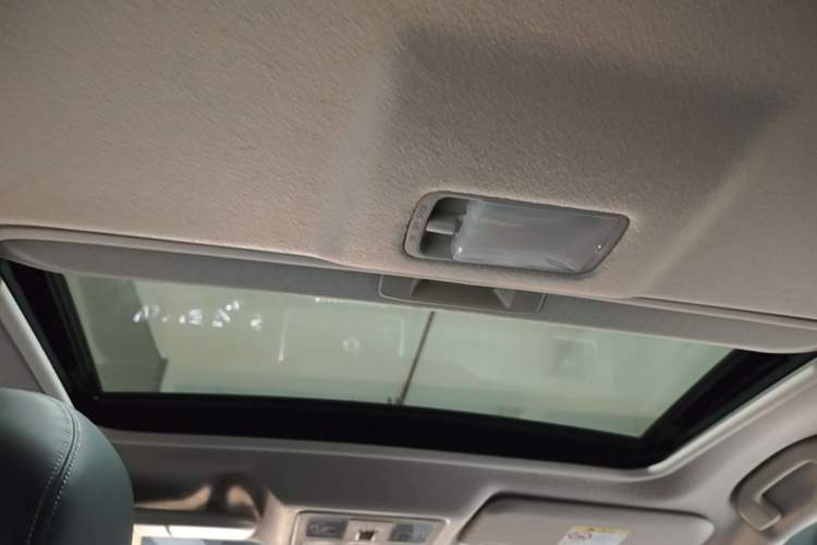 Used Nissan Tiida 2021 1.6L CVT Smart Drive Edition Headliner