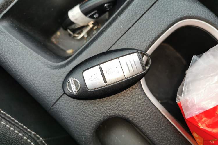 Used Nissan Tiida 2021 1.6L CVT Smart Drive Edition Interior 1