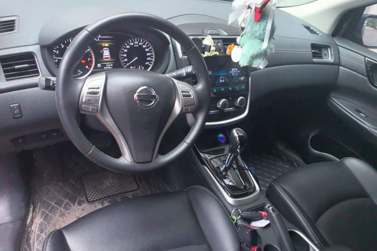 Used Nissan Tiida 2021 1.6L CVT Smart Drive Edition Interior 2