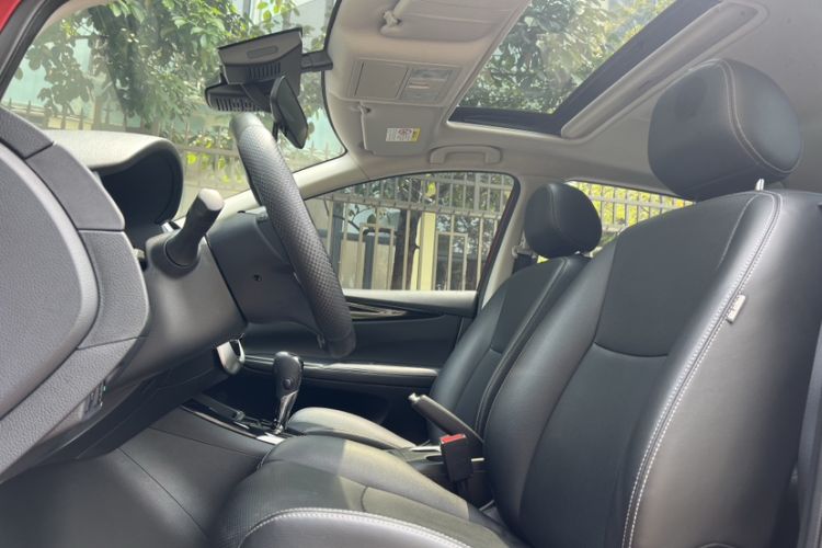 Used Nissan Tiida 2021 1.6L CVT Smart Drive Edition Interior 4