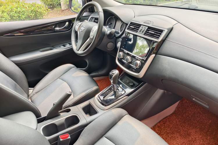 Used Nissan Tiida 2021 1.6L CVT Smart Drive Edition Interior 6