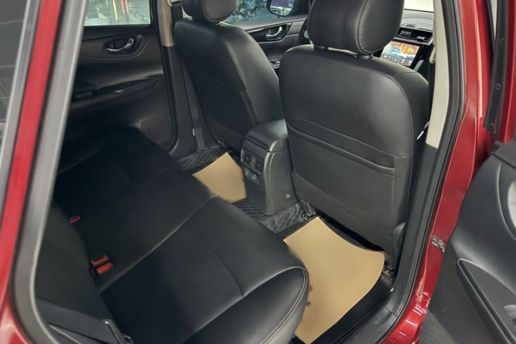 Used Nissan Tiida 2021 1.6L CVT Smart Drive Edition Interior 9