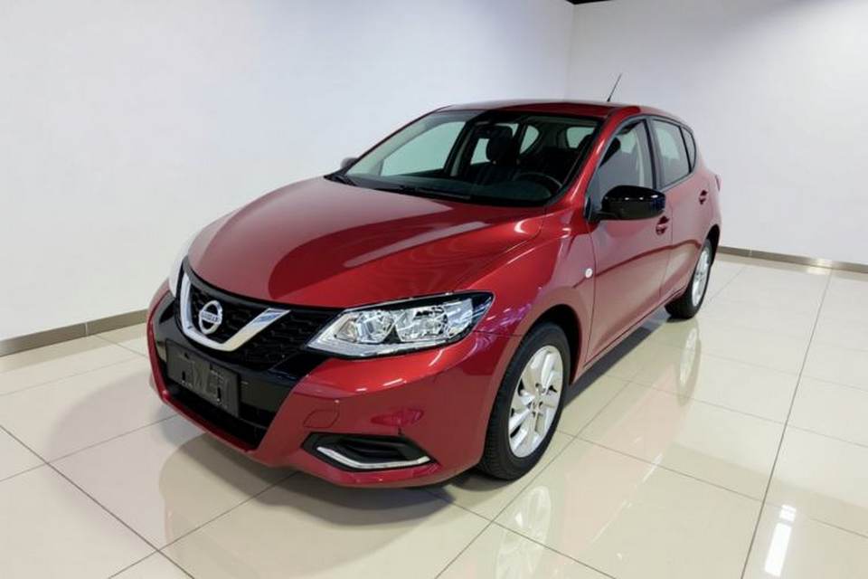 Nissan Tiida 2021