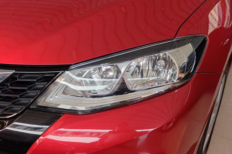 Used Nissan Tiida 2021 1.6L CVT Cool Edition Left Front Headlight
