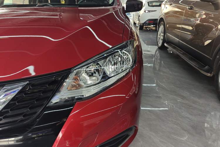 Used Nissan Tiida 2021 1.6L CVT Cool Edition Left Front Headlight