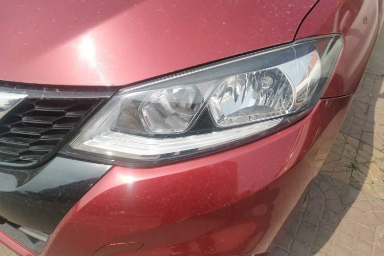 Used Nissan Tiida 2021 1.6L CVT Cool Edition Left Front Headlight