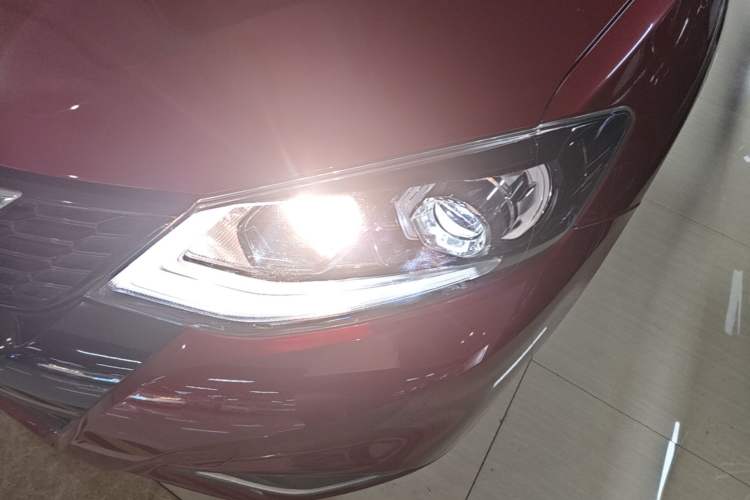 Used Nissan Tiida 2021 1.6L CVT Smart Drive Edition Left Front Headlight