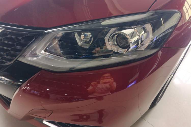 Used Nissan Tiida 2021 1.6L CVT Smart Drive Edition Left Front Headlight