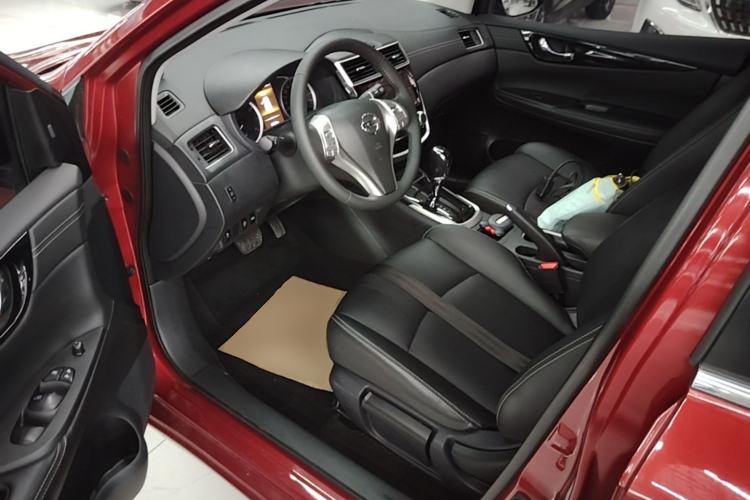 Used Nissan Tiida 2021 1.6L CVT Smart Drive Edition Left Front Seat