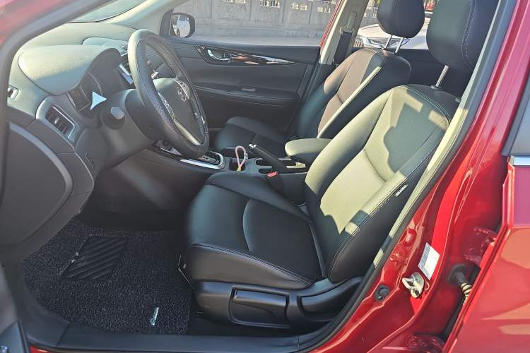 Used Nissan Tiida 2021 1.6L CVT Smart Drive Edition Left Front Seat