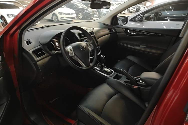 Used Nissan Tiida 2021 1.6L CVT Smart Drive Edition Left Front Seat