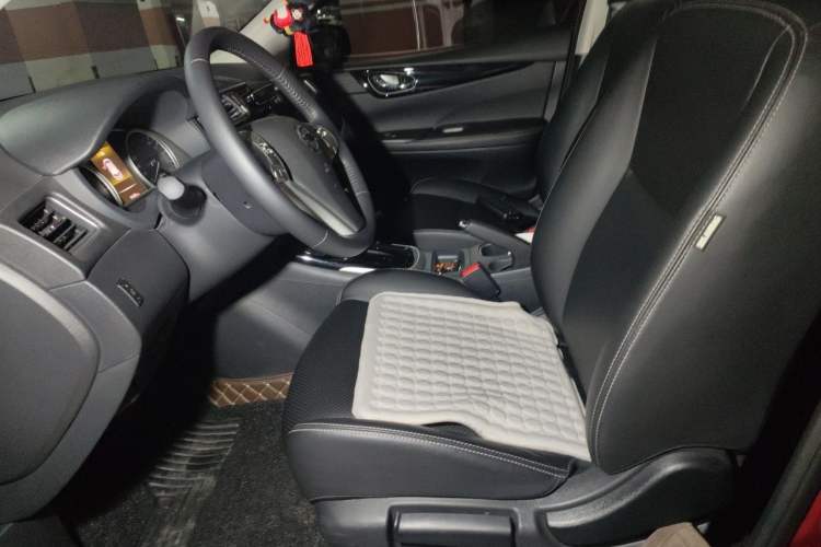 Used Nissan Tiida 2021 1.6L CVT Smart Drive Edition Left Front Seat