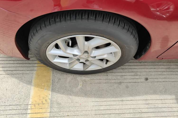 Used Nissan Tiida 2021 1.6L CVT Smart Drive Edition Left Front Wheel Hub