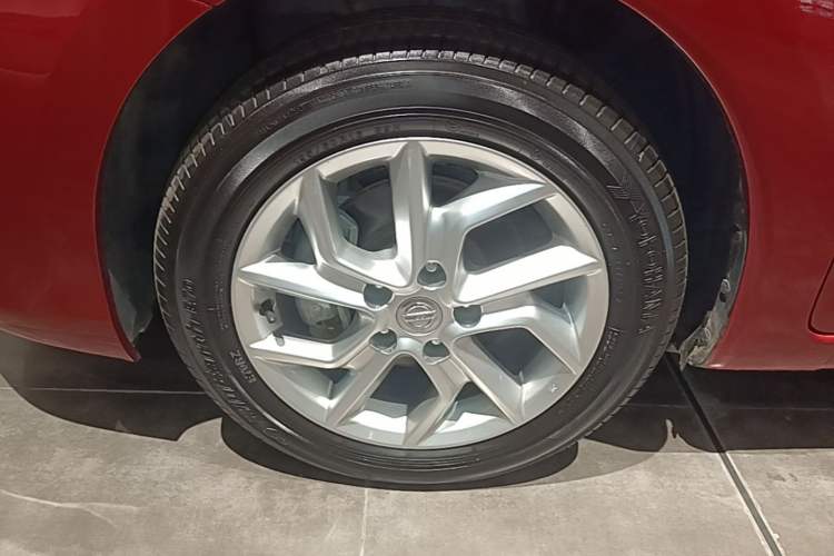 Used Nissan Tiida 2021 1.6L CVT Smart Drive Edition Left Front Wheel Hub
