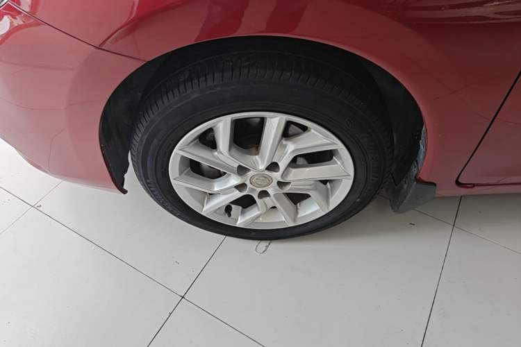 Used Nissan Tiida 2021 1.6L CVT Smart Drive Edition Left Front Wheel Hub