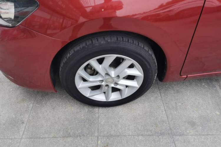 Used Nissan Tiida 2021 1.6L CVT Smart Drive Edition Left Front Wheel Hub