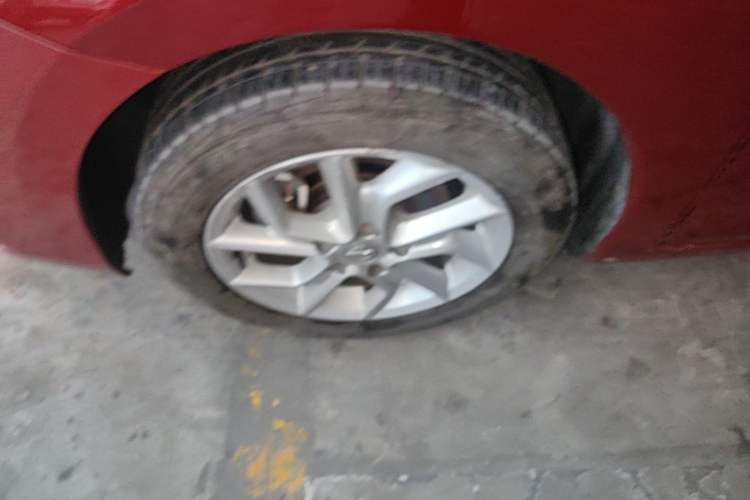 Used Nissan Tiida 2021 1.6L CVT Smart Drive Edition Left Front Wheel Hub