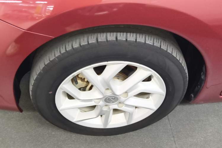 Used Nissan Tiida 2021 1.6L CVT Smart Drive Edition Left Front Wheel Hub