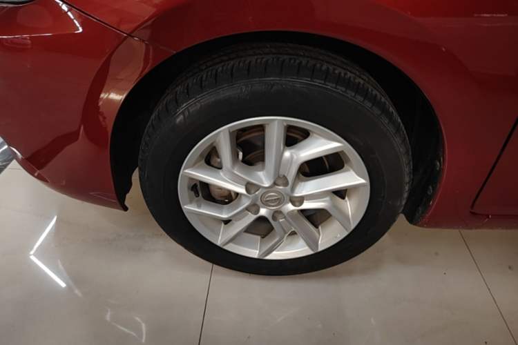 Used Nissan Tiida 2021 1.6L CVT Smart Drive Edition Left Front Wheel Hub