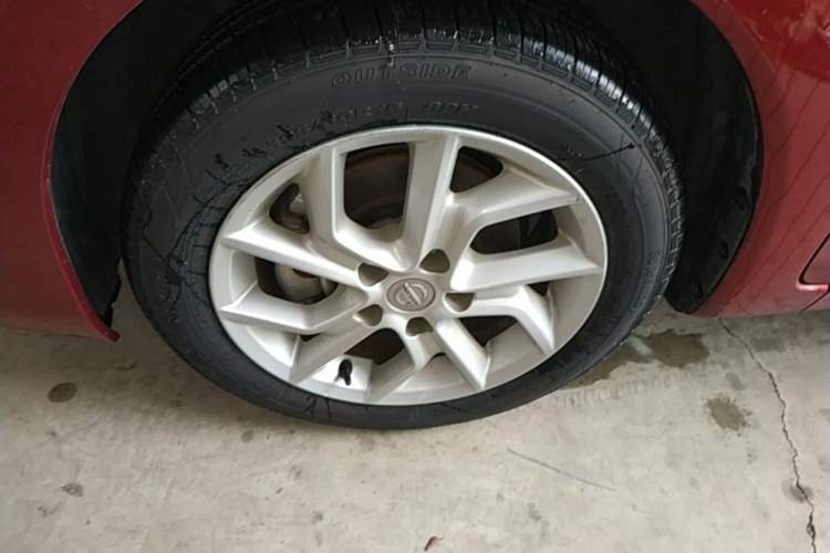 Used Nissan Tiida 2021 1.6L CVT Smart Drive Edition Left Front Wheel Hub