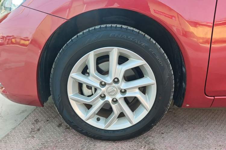 Used Nissan Tiida 2021 1.6L CVT Cool Edition Left Front Wheel Hub