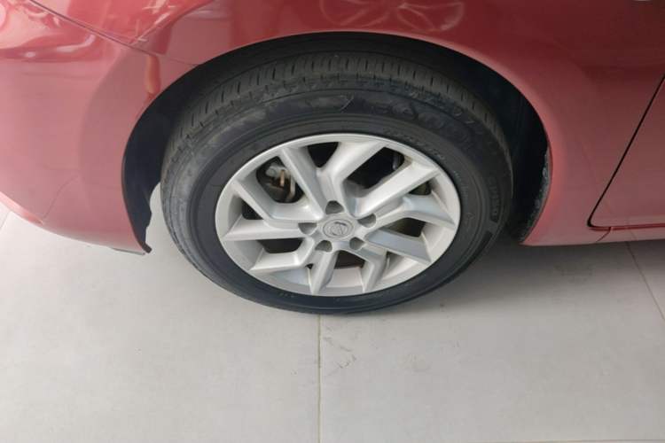 Used Nissan Tiida 2021 1.6L CVT Cool Edition Left Front Wheel Hub