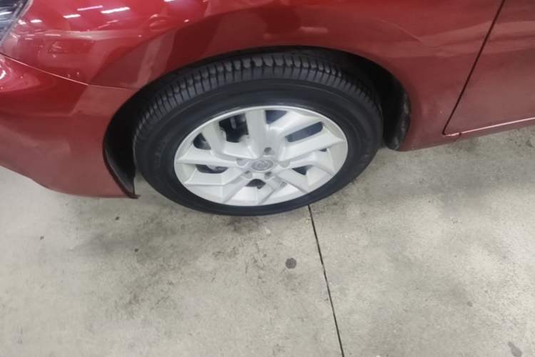 Used Nissan Tiida 2021 1.6L CVT Cool Edition Left Front Wheel Hub