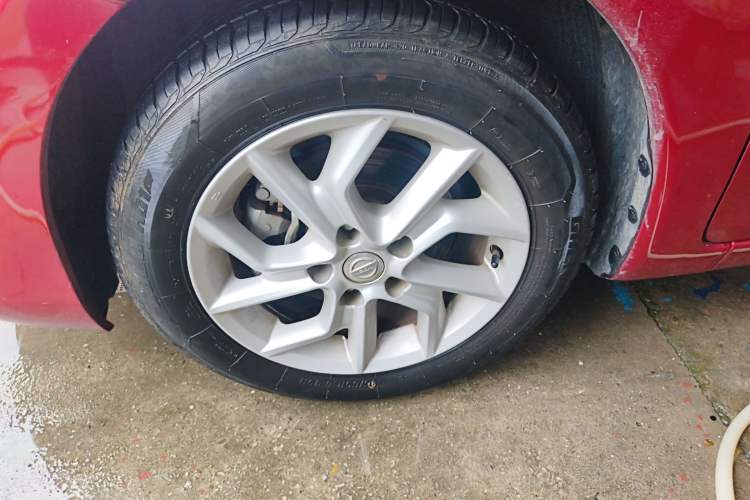 Used Nissan Tiida 2021 1.6L CVT Smart Drive Edition Left Front Wheel Hub