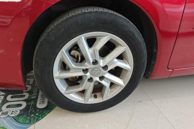 Used Nissan Tiida 2021 1.6L CVT Smart Drive Edition Left Front Wheel Hub