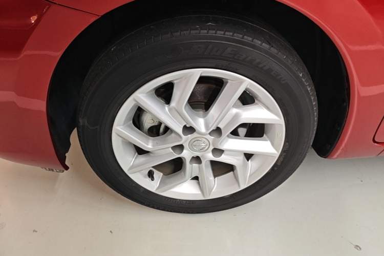 Used Nissan Tiida 2021 1.6L CVT Smart Drive Edition Left Front Wheel Hub