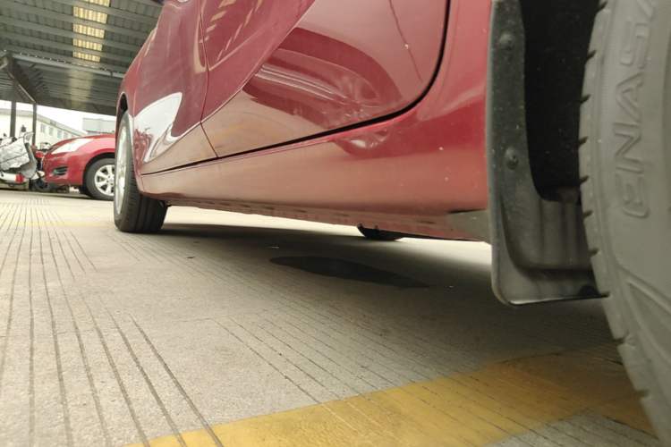 Used Nissan Tiida 2021 1.6L CVT Smart Drive Edition Left Side Sill