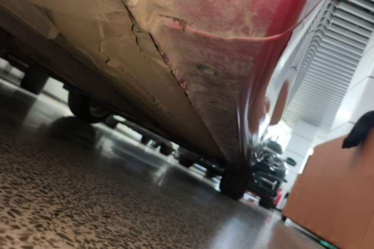 Used Nissan Tiida 2021 1.6L CVT Smart Drive Edition Left Side Sill