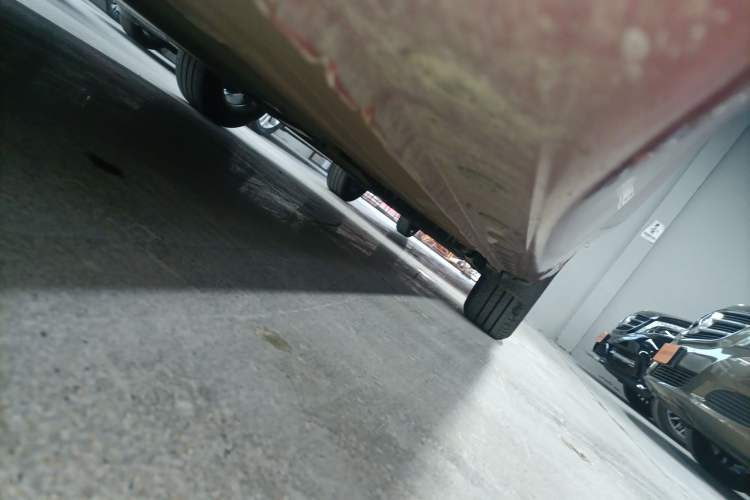 Used Nissan Tiida 2021 1.6L CVT Smart Drive Edition Left Side Sill