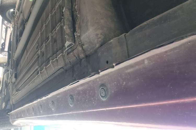 Used Nissan Tiida 2021 1.6L CVT Smart Drive Edition Left Side Sill