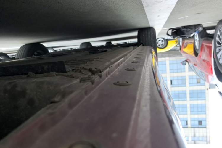 Used Nissan Tiida 2021 1.6L Manual Joyful Edition Left Side Sill
