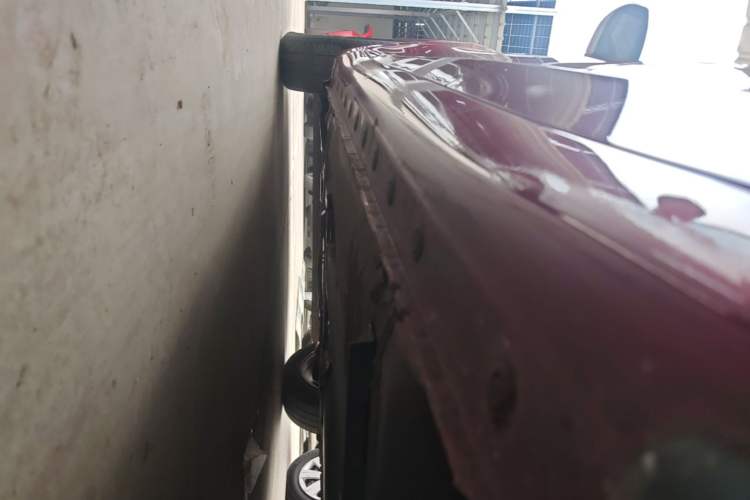 Used Nissan Tiida 2021 1.6L CVT Smart Drive Edition Left Side Sill