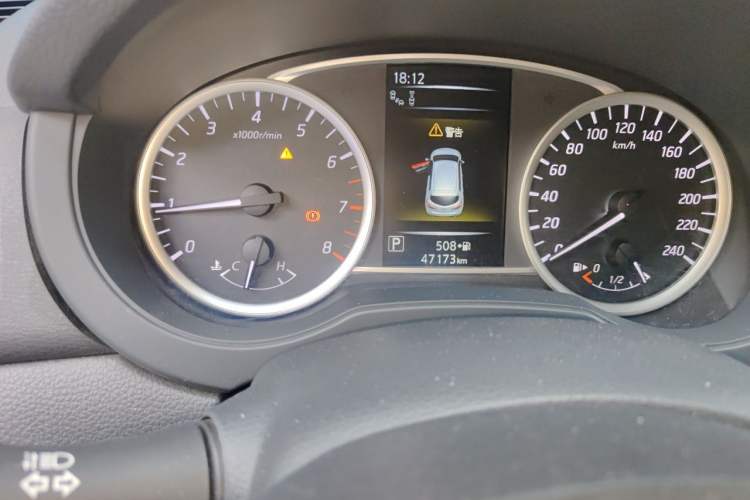 Used Nissan Tiida 2021 1.6L CVT Smart Drive Edition Odometer Close Up