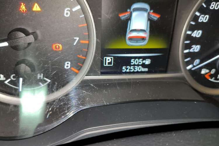 Used Nissan Tiida 2021 1.6L CVT Smart Drive Edition Odometer Close Up