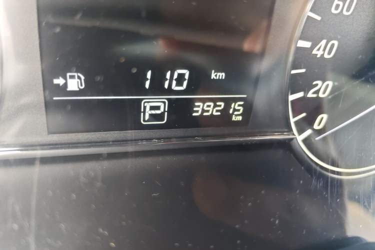 Used Nissan Tiida 2021 1.6L CVT Cool Edition Odometer Close Up