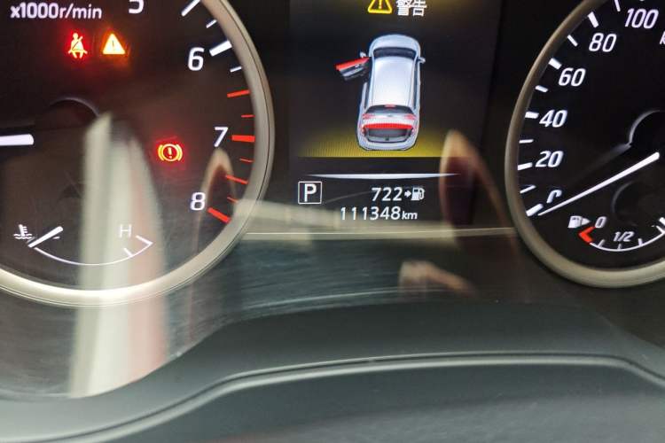 Used Nissan Tiida 2021 1.6L CVT Smart Drive Edition Odometer Close Up