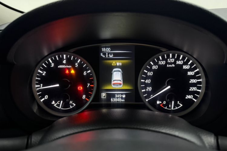 Used Nissan Tiida 2021 1.6L CVT Smart Drive Edition Odometer Close Up