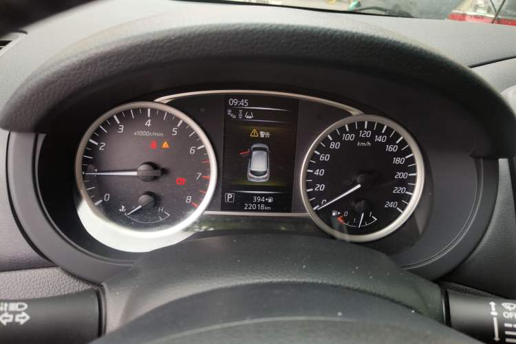 Used Nissan Tiida 2021 1.6L CVT Smart Drive Edition Odometer Close Up
