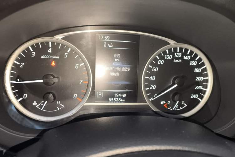 Used Nissan Tiida 2021 1.6L CVT Smart Drive Edition Odometer Close Up