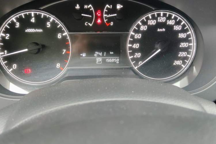 Used Nissan Tiida 2021 1.6L CVT Cool Edition Odometer Close Up