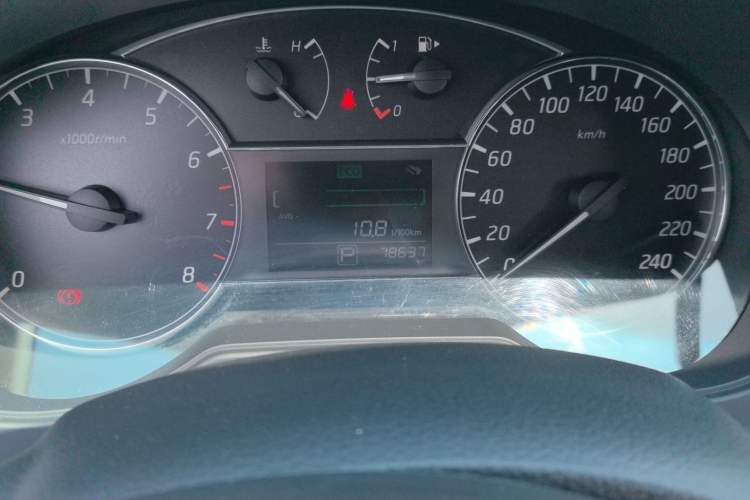 Used Nissan Tiida 2021 1.6L CVT Cool Edition Odometer Close Up