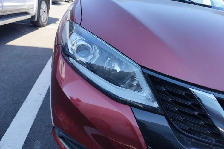Used Nissan Tiida 2021 1.6L CVT Smart Drive Edition Right Front Headlight