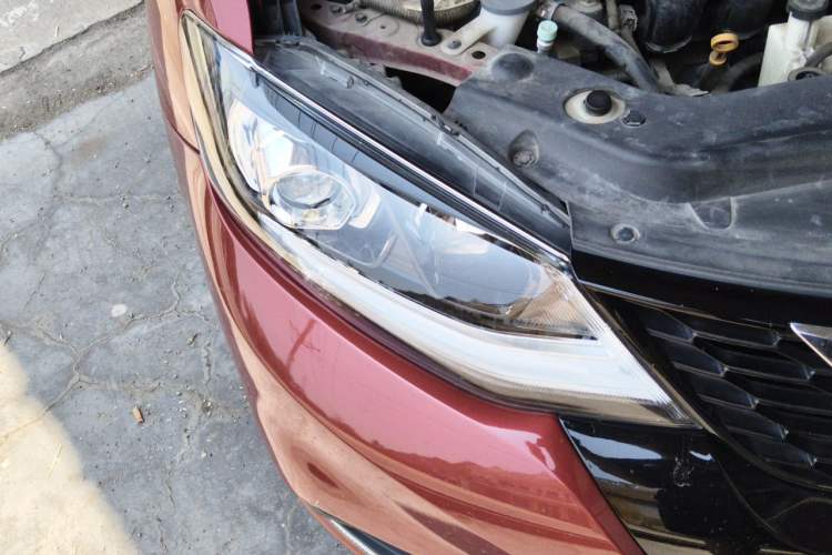 Used Nissan Tiida 2021 1.6L CVT Smart Drive Edition Right Front Headlight