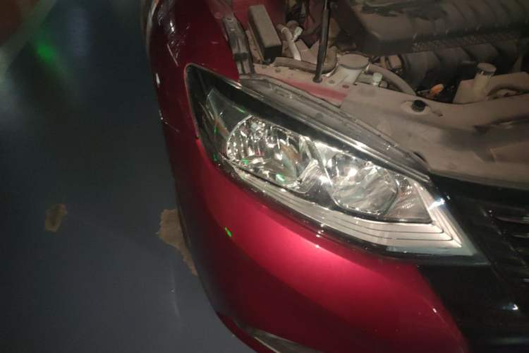 Used Nissan Tiida 2021 1.6L CVT Cool Edition Right Front Headlight
