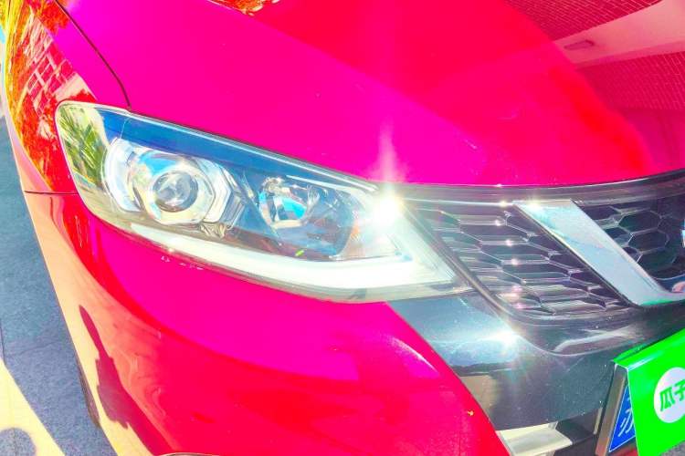 Used Nissan Tiida 2021 1.6L CVT ZhiZun Edition Right Front Headlight