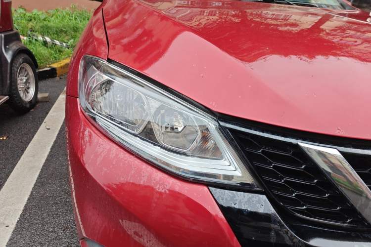 Used Nissan Tiida 2021 1.6L CVT Cool Edition Right Front Headlight